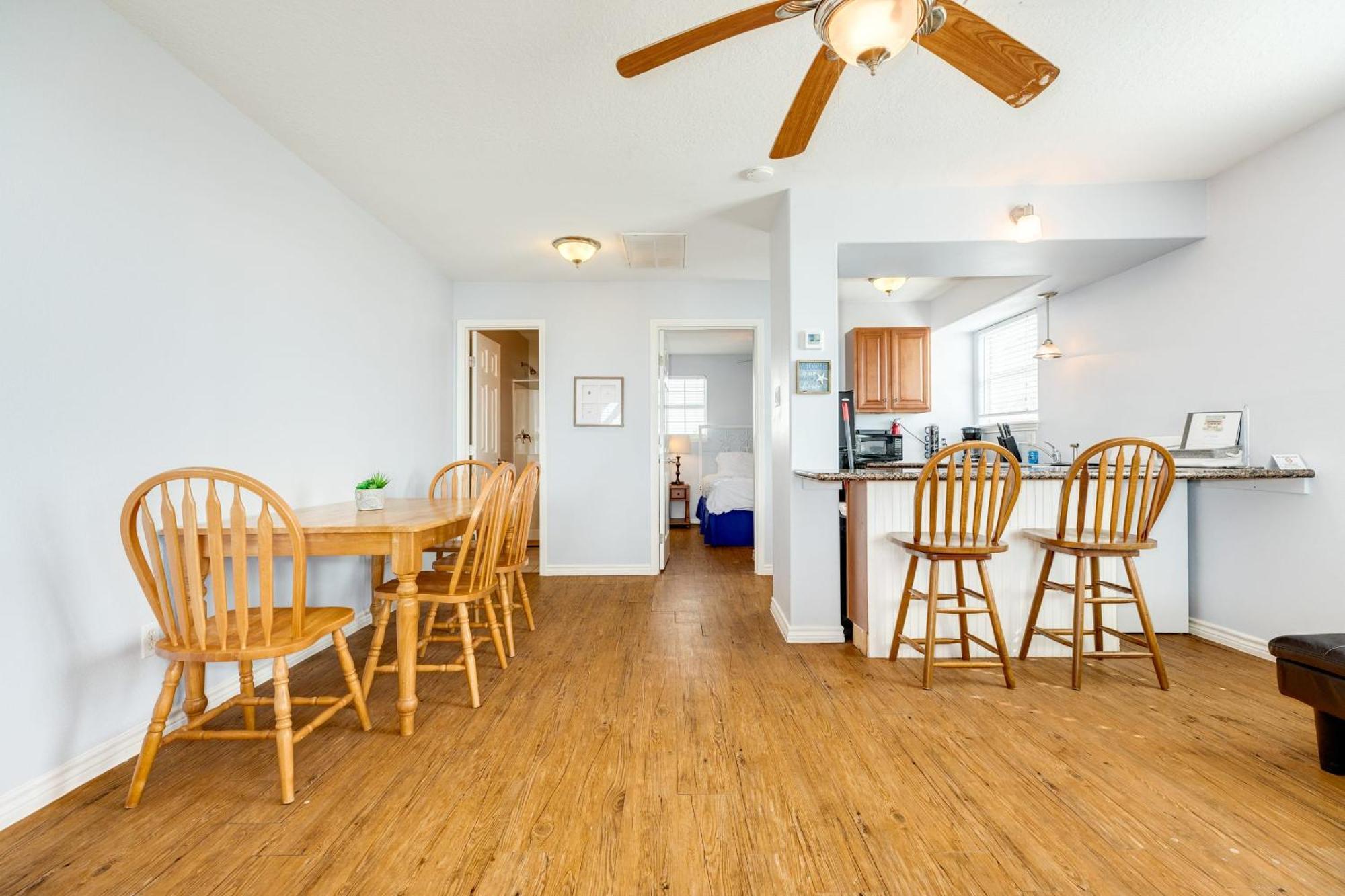 Unobstructed Oceanfront Sea Turtle Unit 2 Beach Pad! Surfside Beach Exterior photo