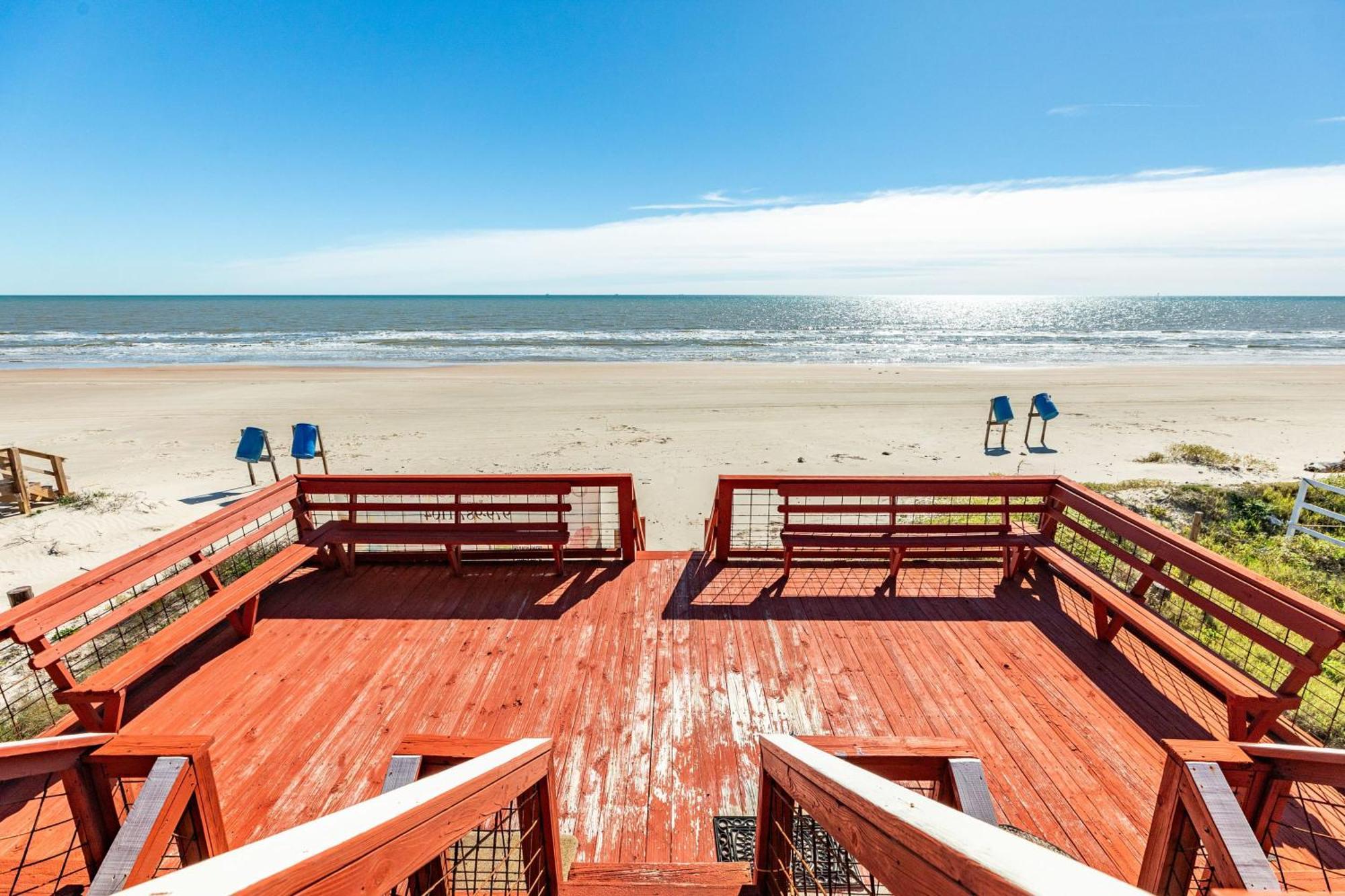 Unobstructed Oceanfront Sea Turtle Unit 2 Beach Pad! Surfside Beach Exterior photo