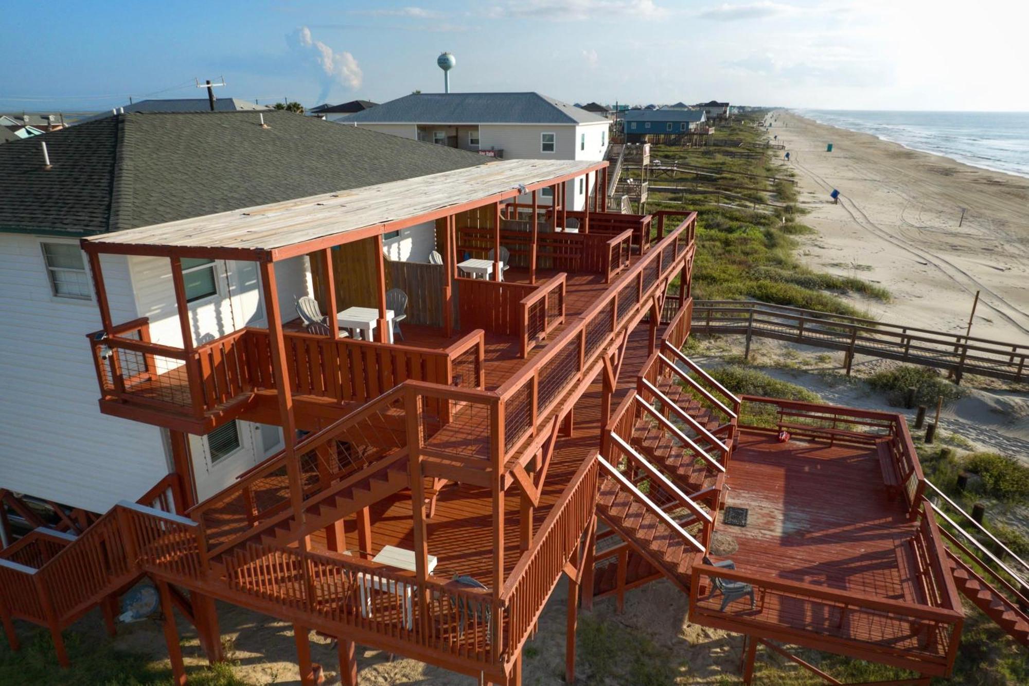 Unobstructed Oceanfront Sea Turtle Unit 2 Beach Pad! Surfside Beach Exterior photo