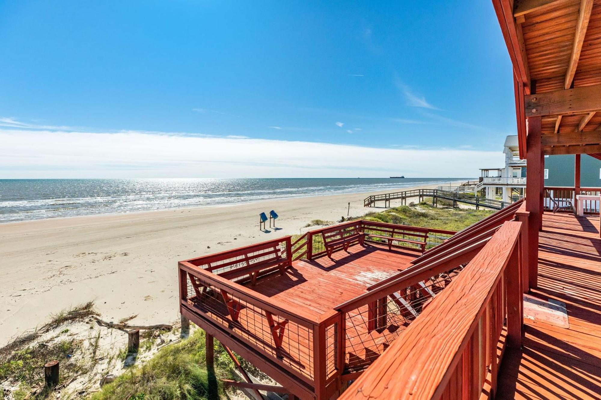 Unobstructed Oceanfront Sea Turtle Unit 2 Beach Pad! Surfside Beach Exterior photo
